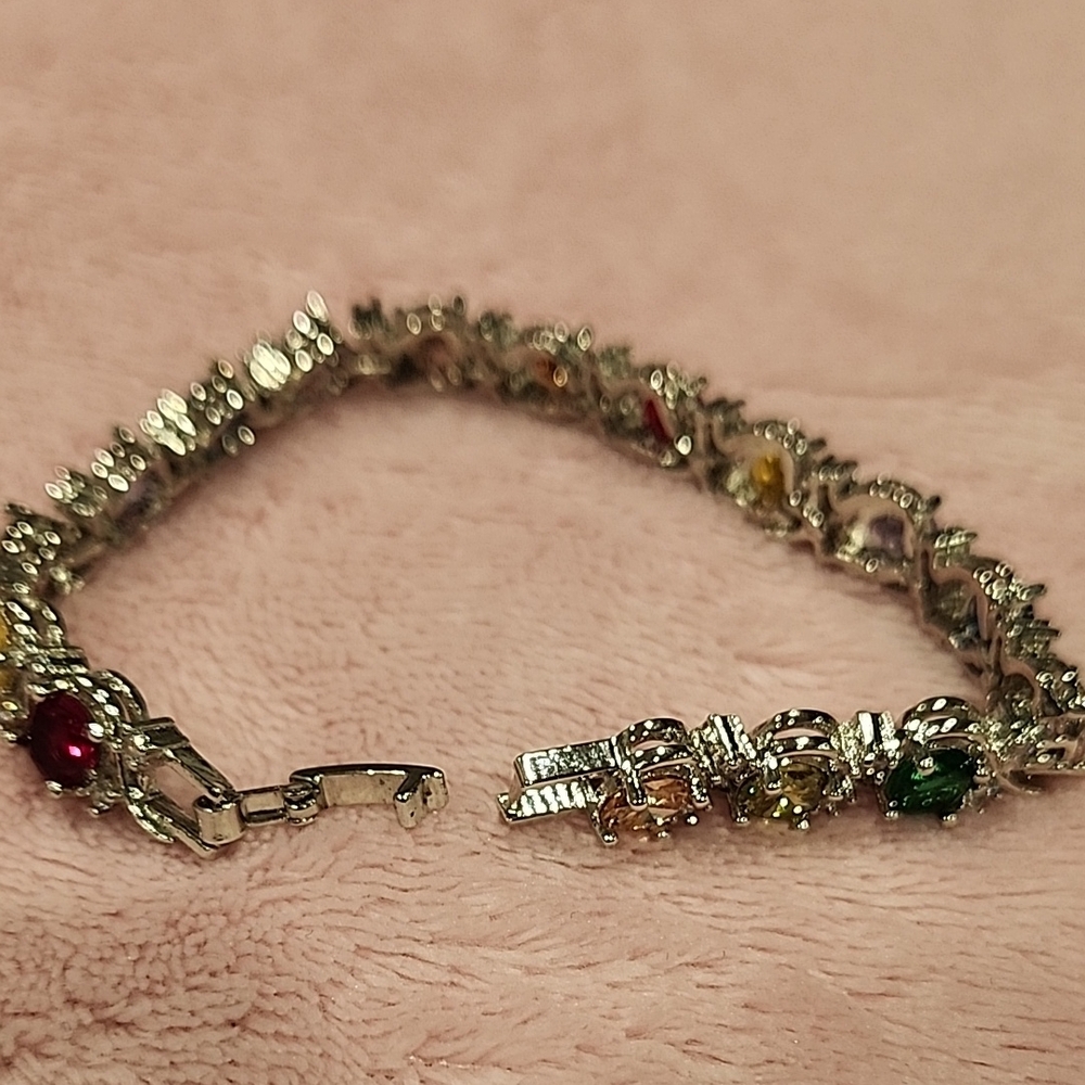 Elegant Multicolor Gemstone Bracelet - Picture 4 of 7